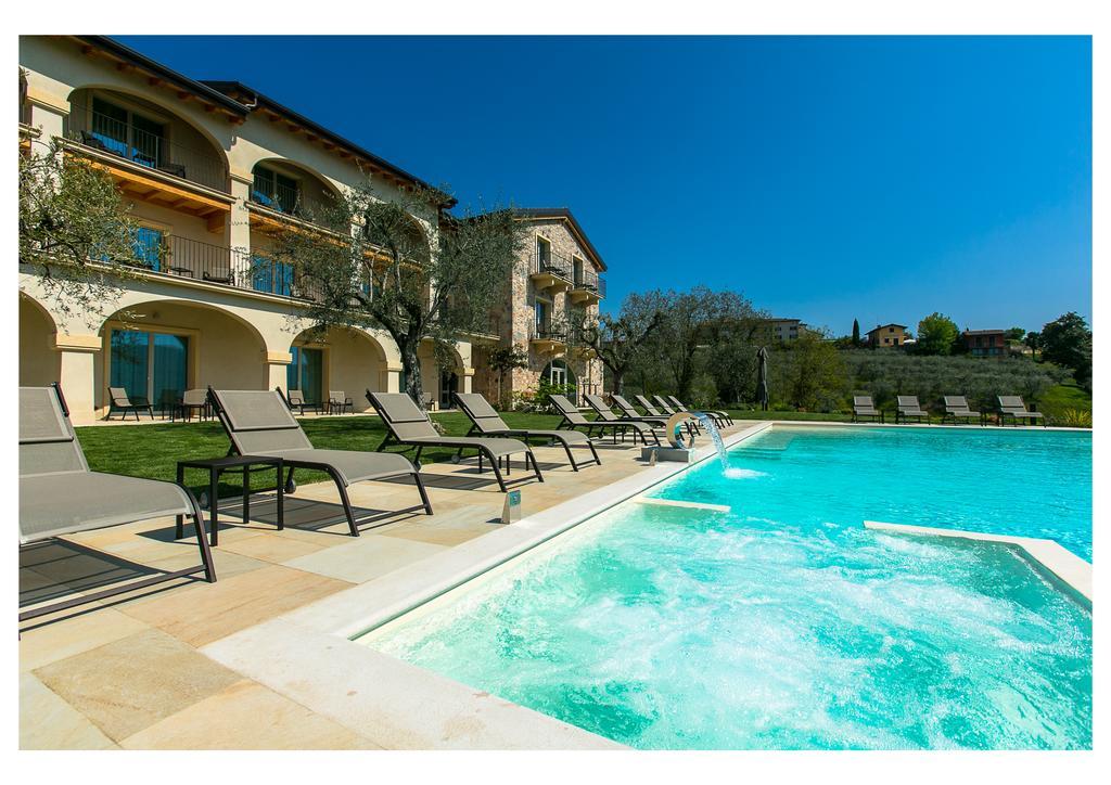 Ca' Barbini Resort Garda  Buitenkant foto